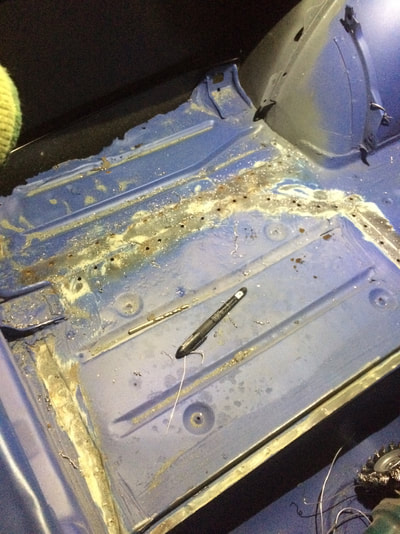 Classic Mercedes 350SL restoration project boot floor welding repair 